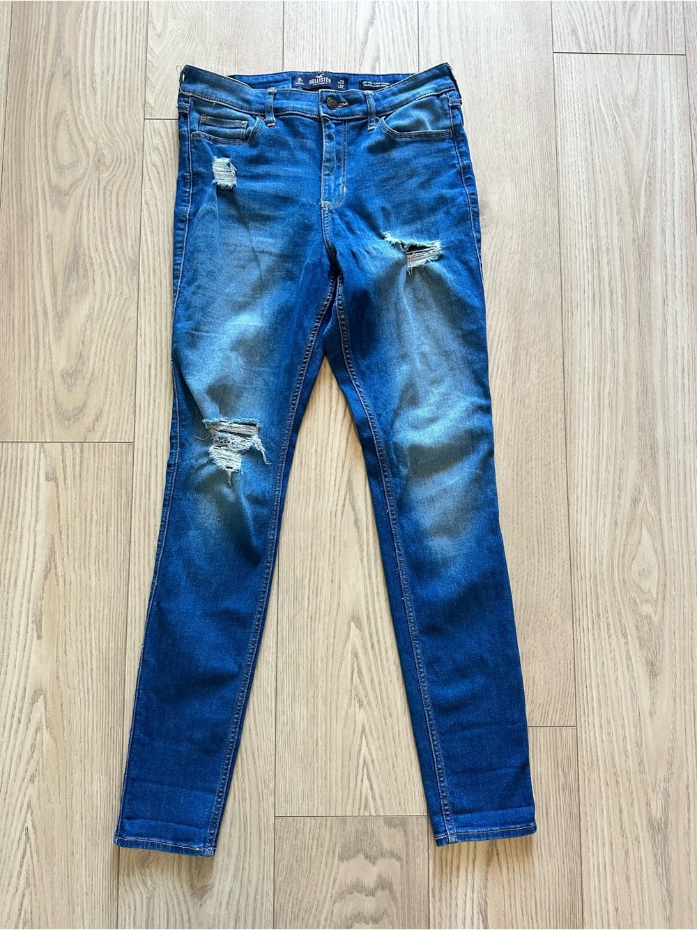 Hollister Women's Distressed Skinny Jeans - Blue Wash